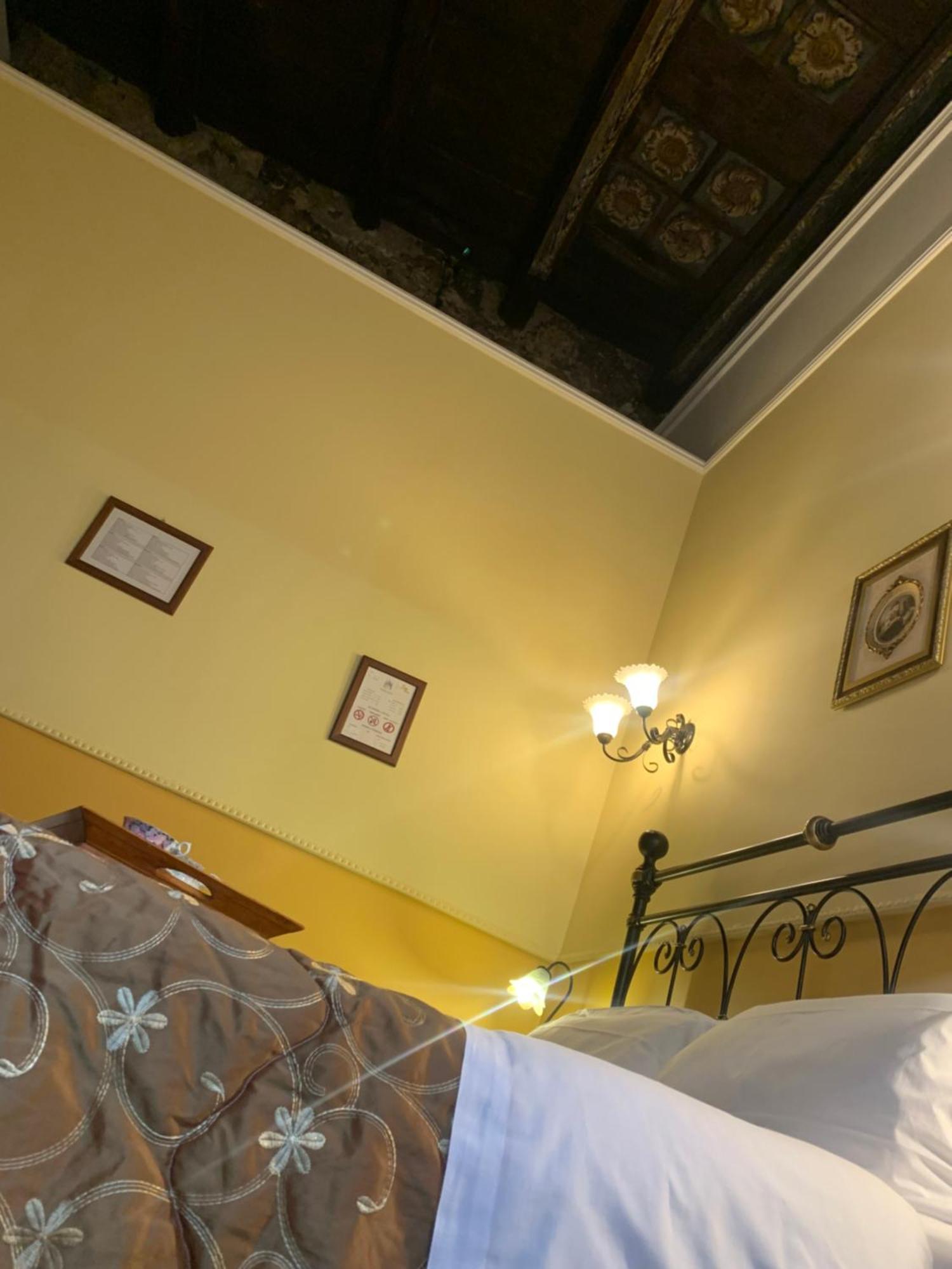 Pignatelli 3* Naples