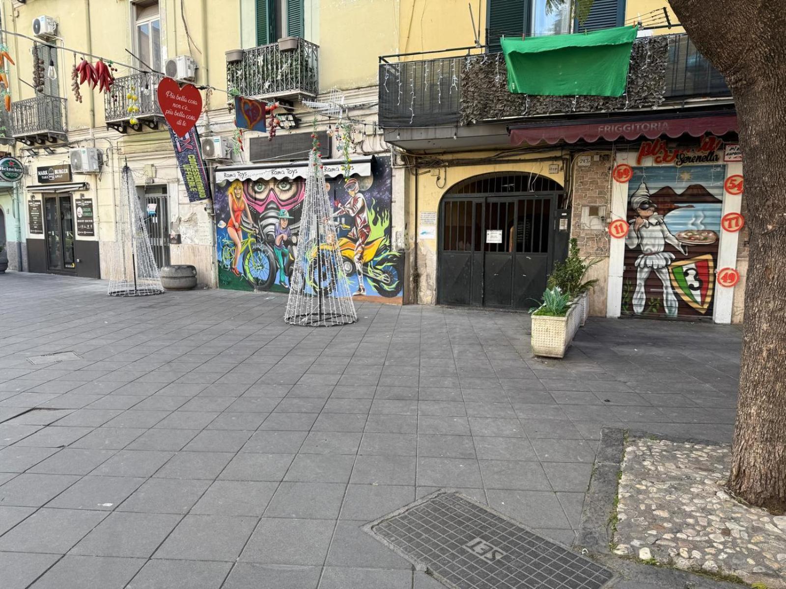 In - Arenaccia 211 And