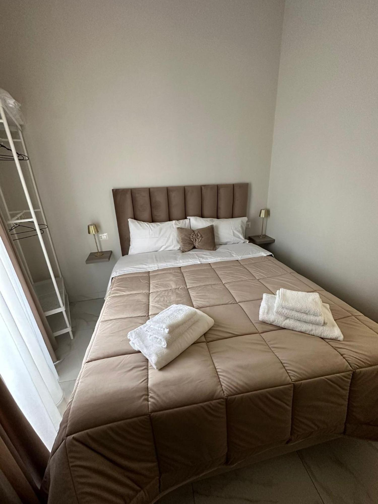 Vener Luxury Bed & Breakfast Naples