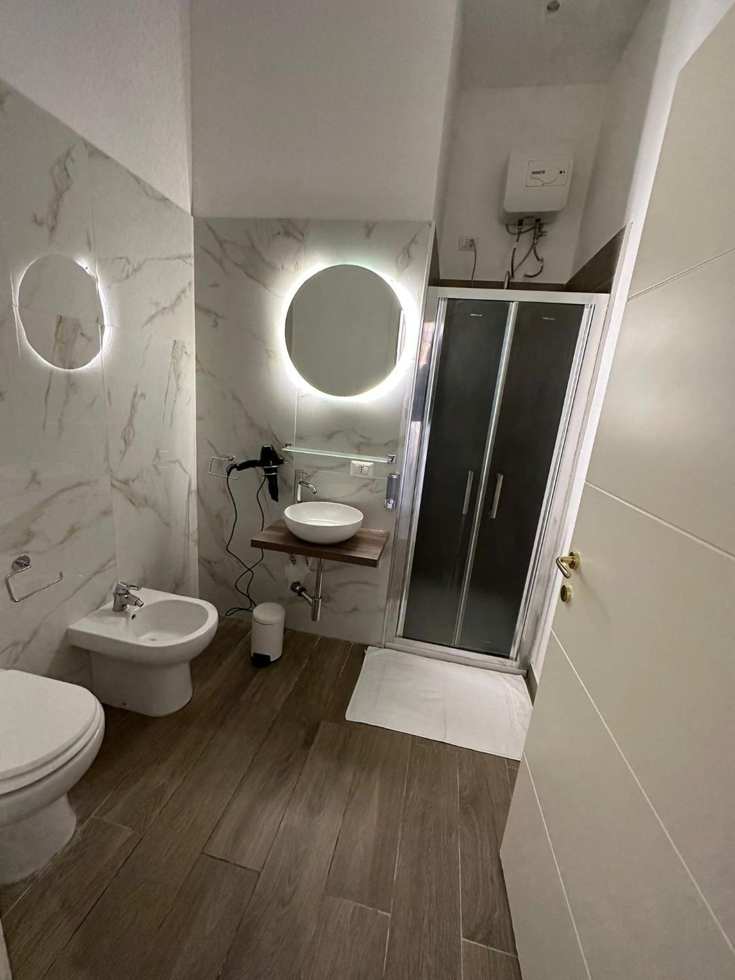 Vener Luxury