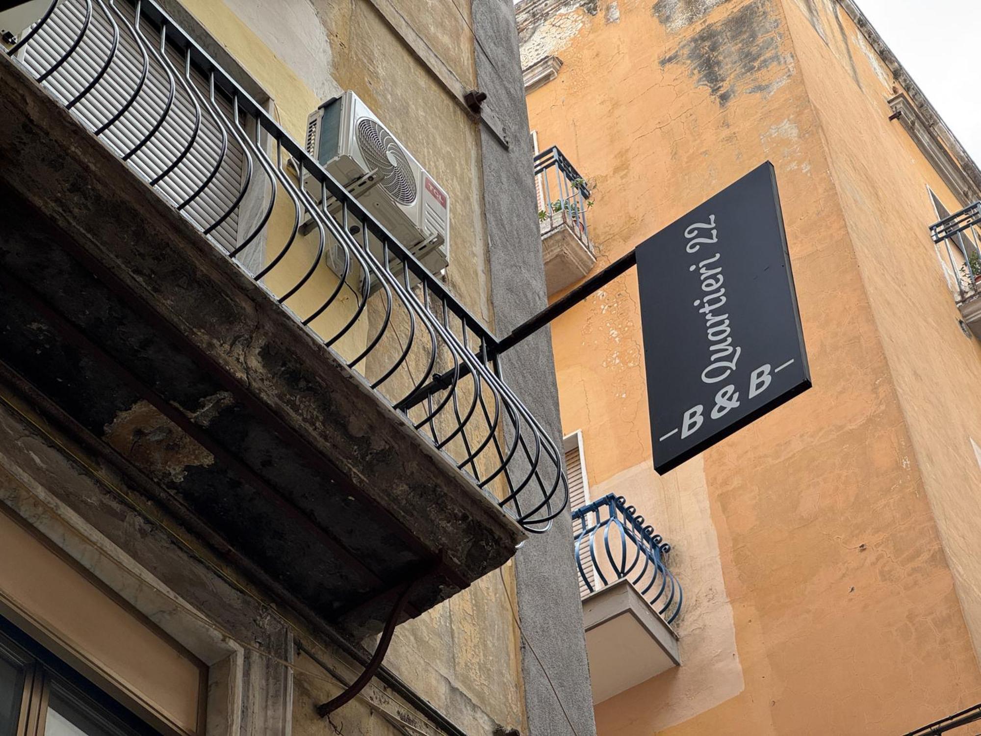 Quartieri22 Bed & Breakfast Naples