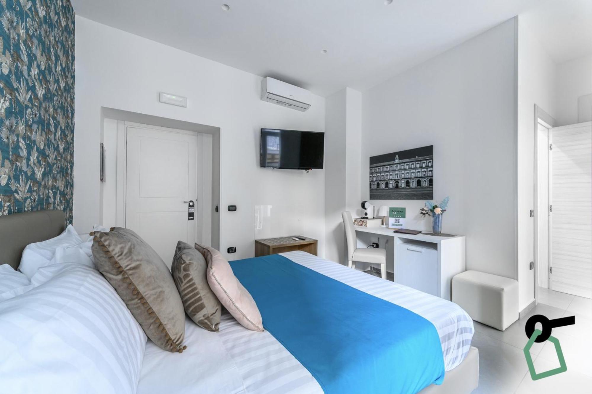Aparthotel Hotiday Collection - Sant'arcangelo Naples