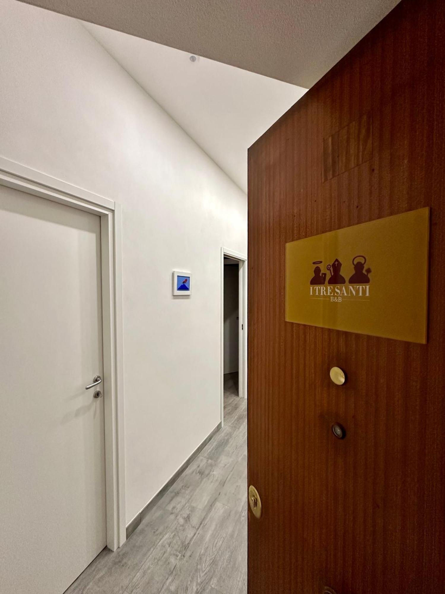 I Tre Santi Bed & Breakfast *