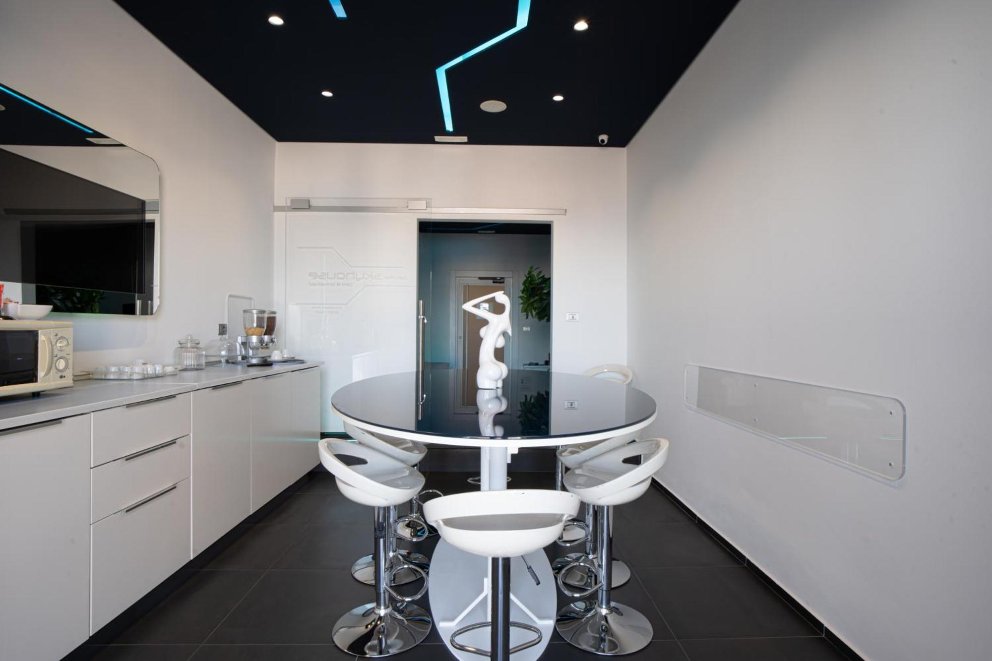 Skyhouse Beverello