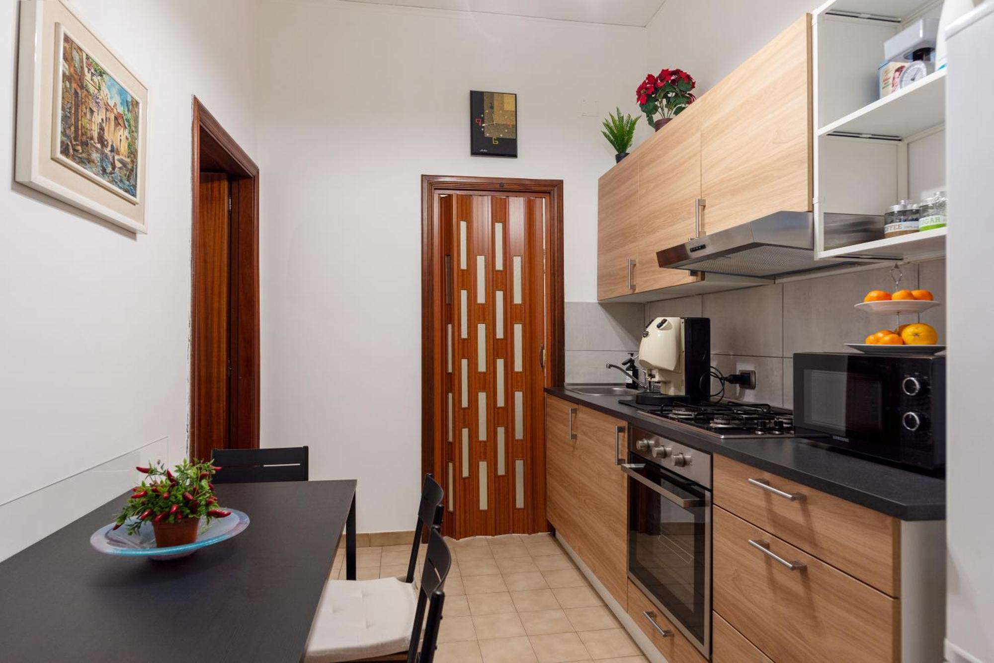 Apartment Am - Tra Il Centro E La Stazione Naples