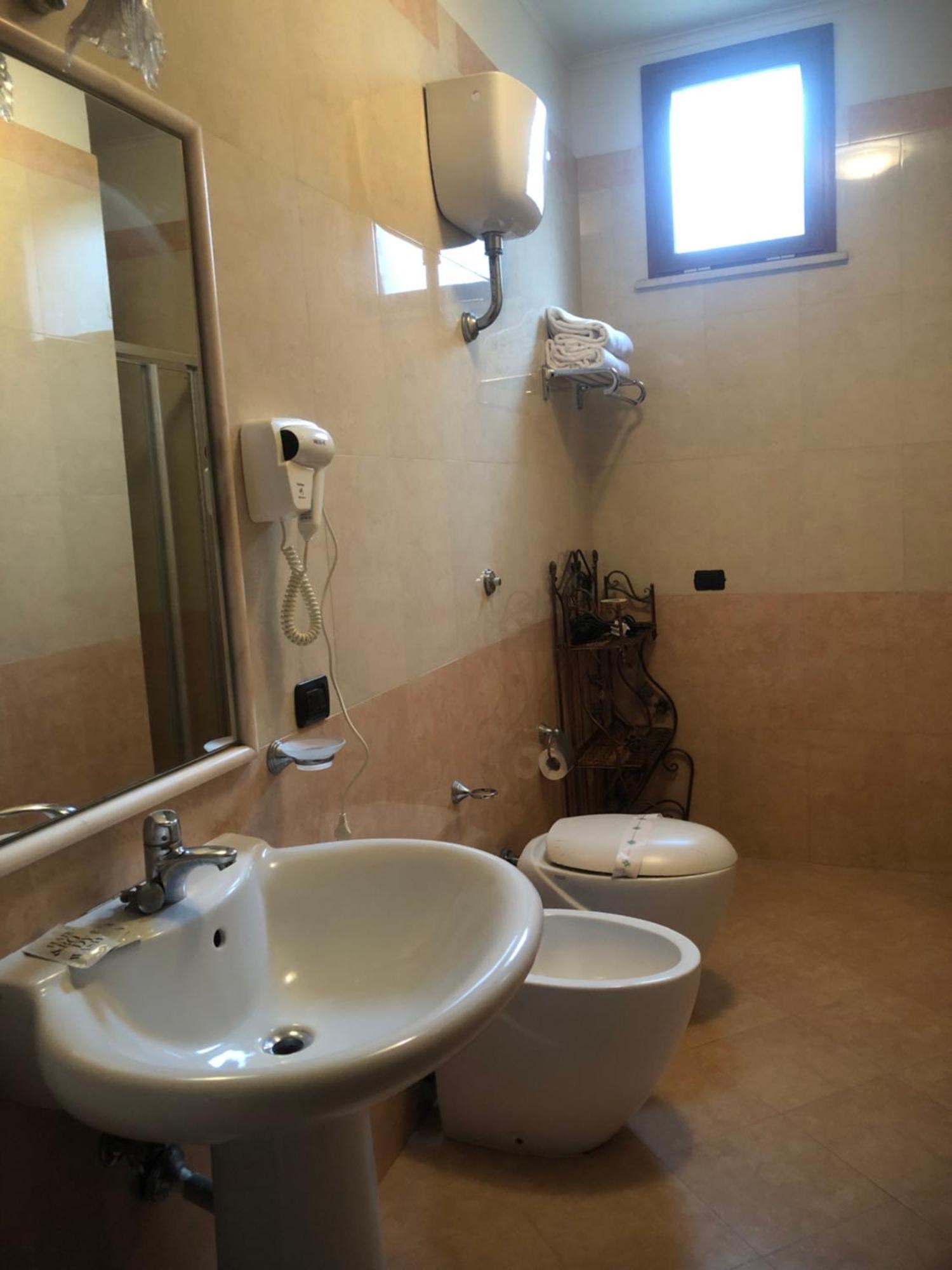 Hotel Serena 3*