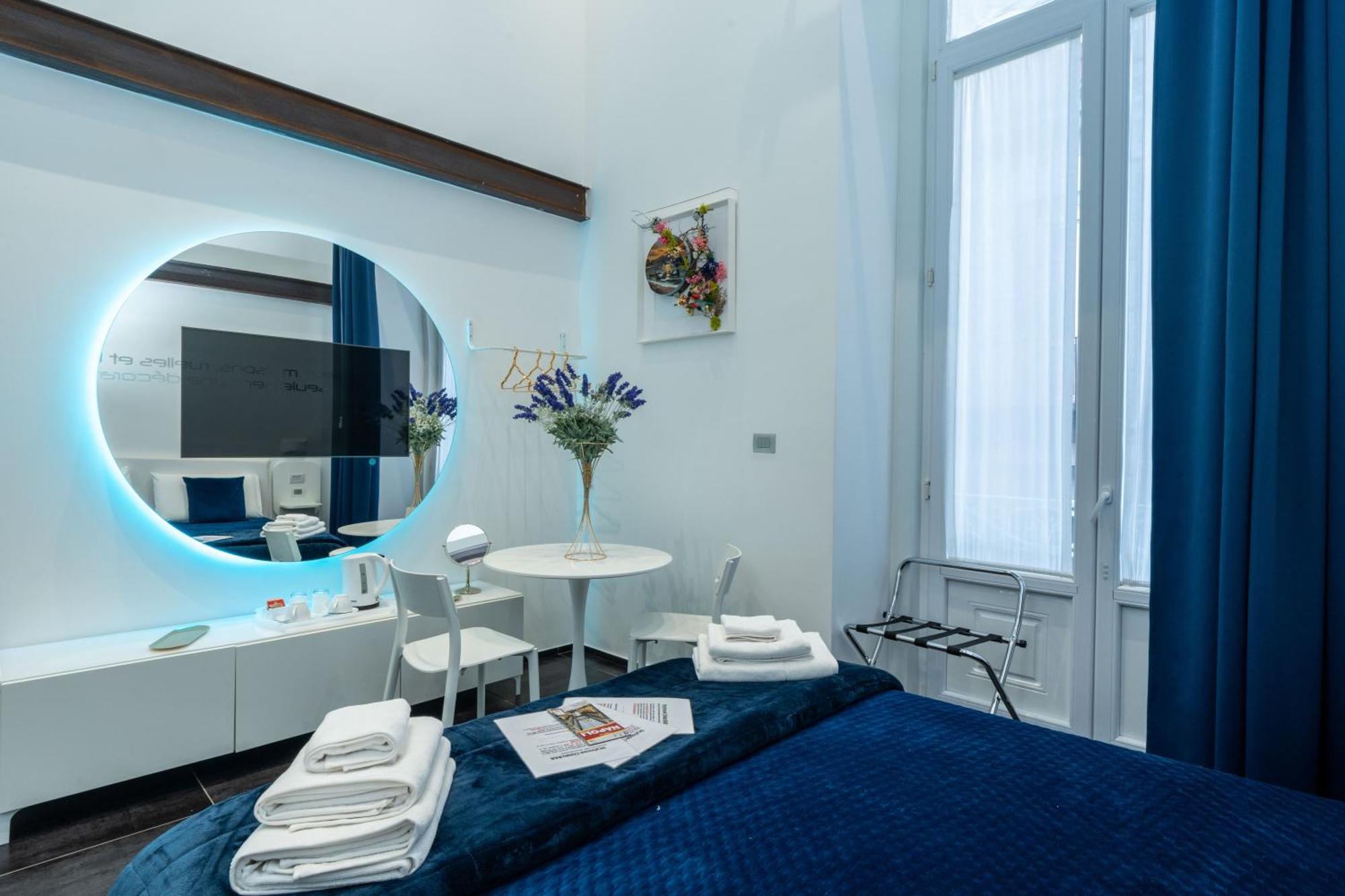 Bed & Breakfast Skyhouse Chiaia Naples