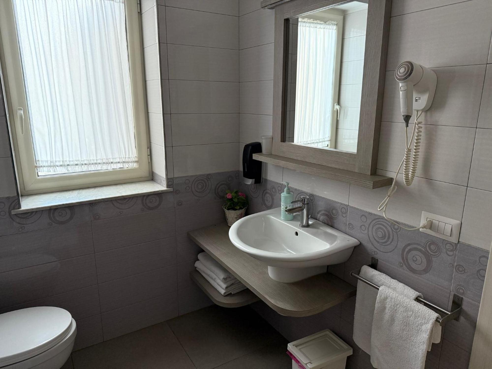 Aereoparking Bed & Breakfast Naples