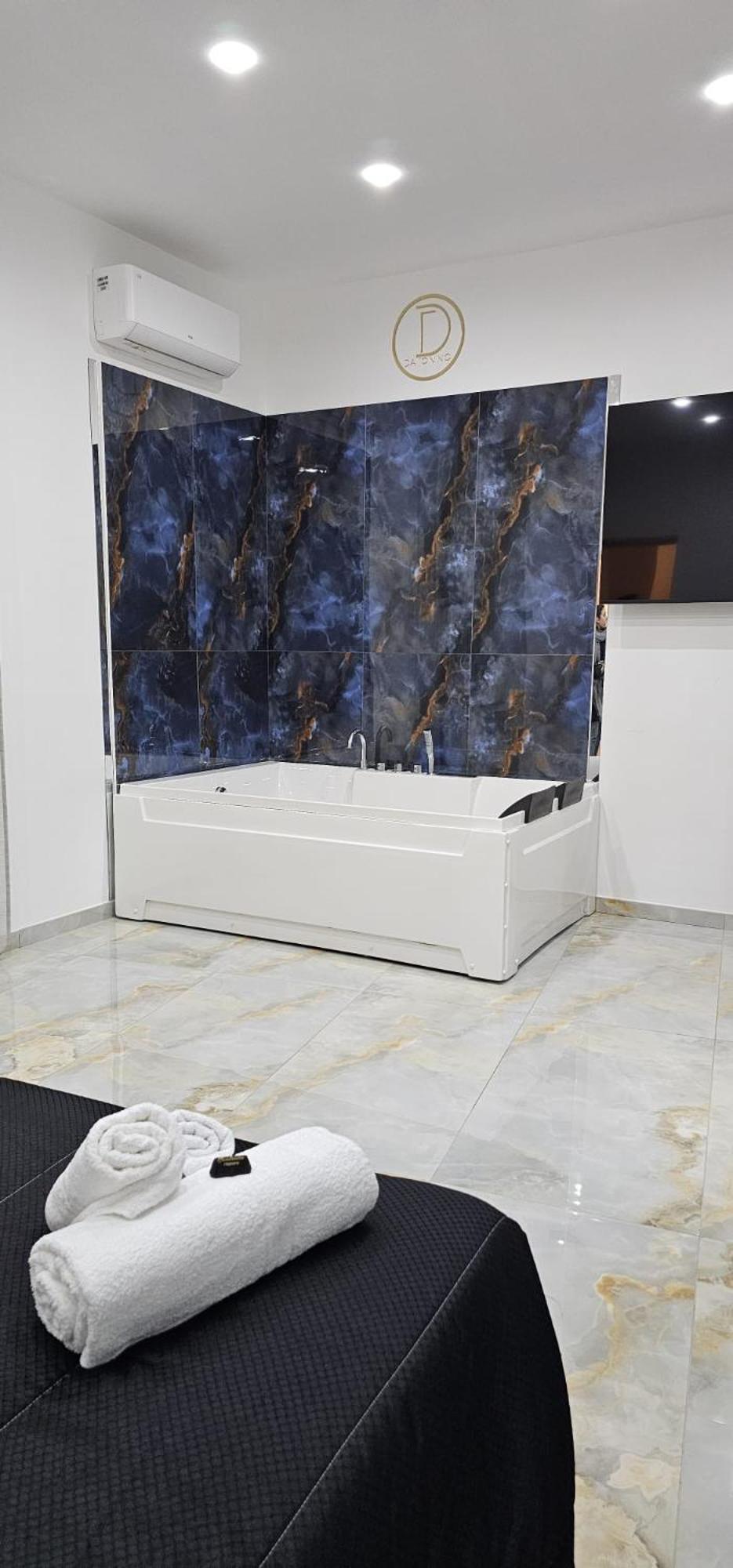 Da Tonino Luxury * Naples
