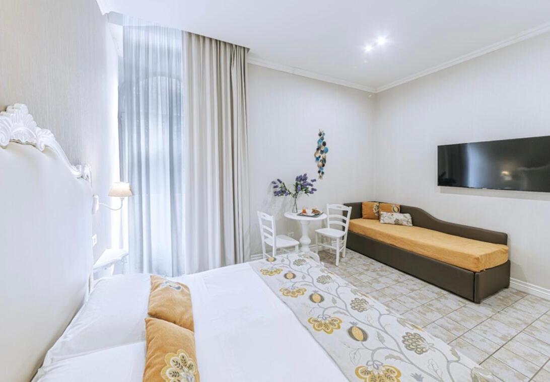 Miluar Relais - - Vanvitelli Bed & Breakfast *
