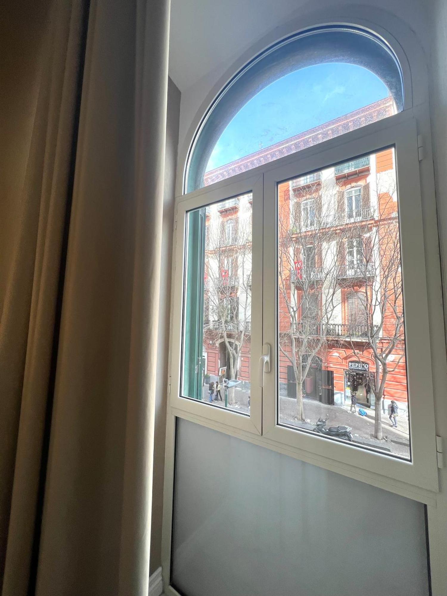 Miluar Relais - - Vanvitelli Bed & Breakfast Naples