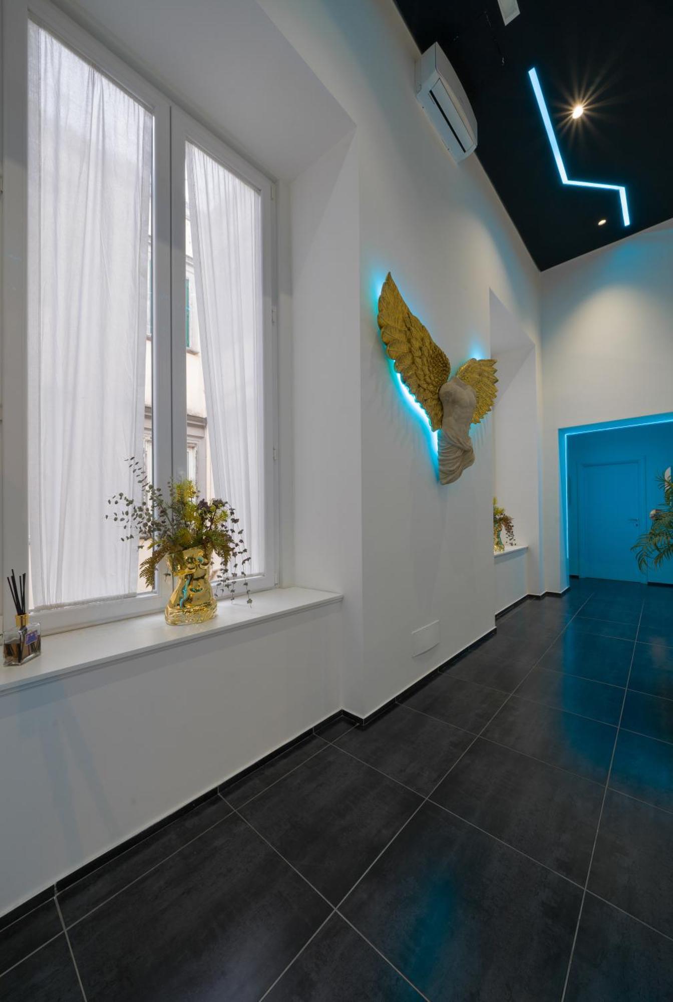 Skyhouse Chiaia Bed & Breakfast Naples