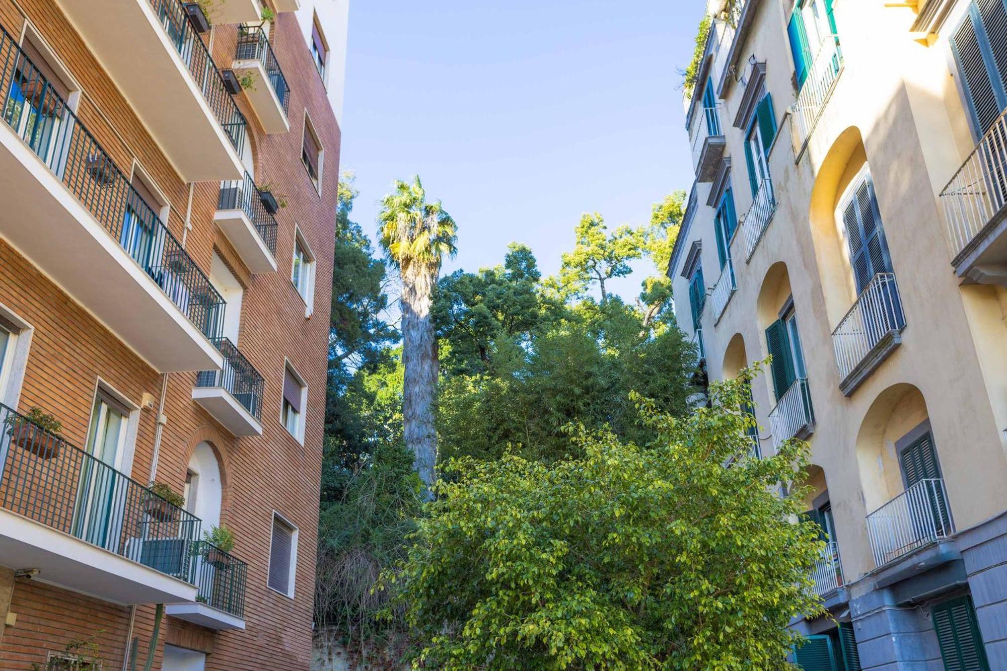 Bed & Breakfast Follaky Secret Garden Naples