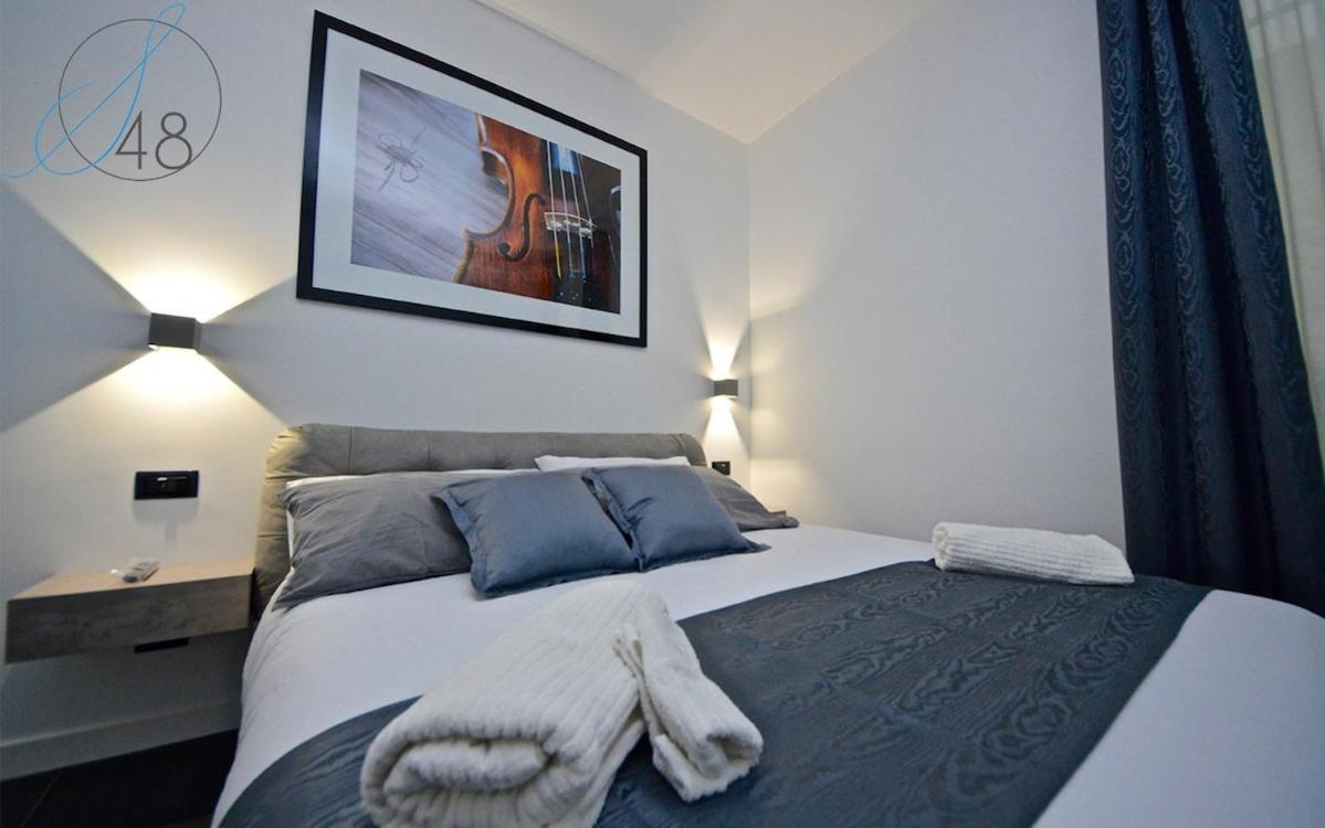 Quarantotto Apartment