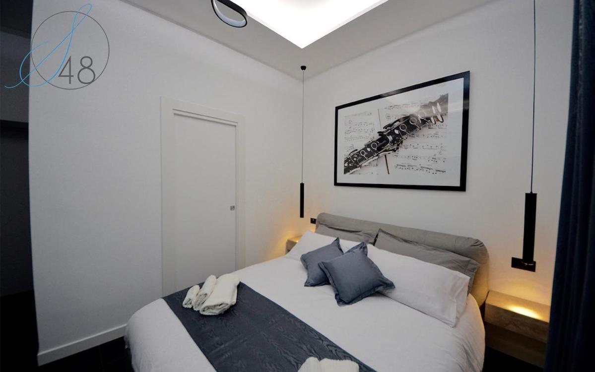 Quarantotto Apartment Naples