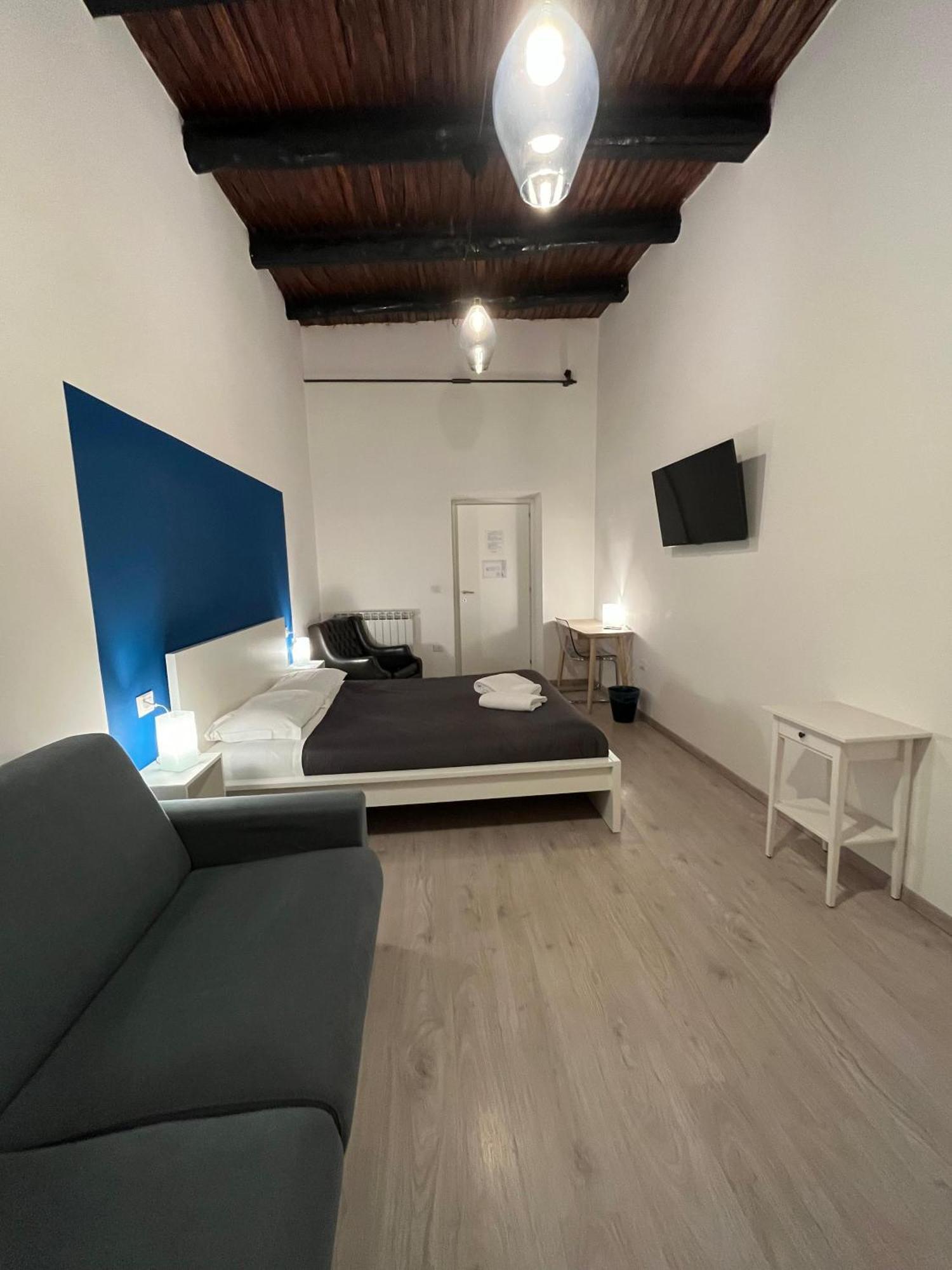 Bed & Breakfast Donna Luisa A Santa Chiara *