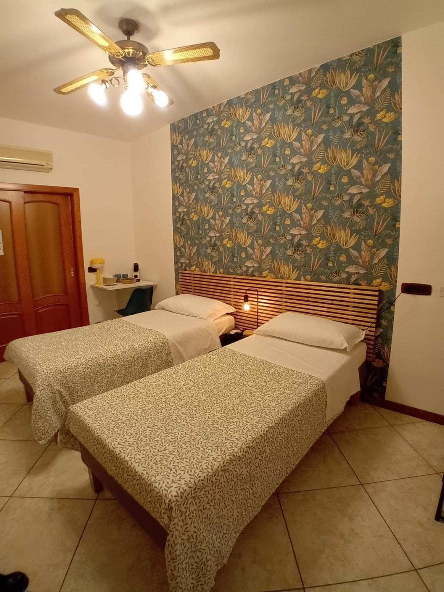 Reginella House Guest house *