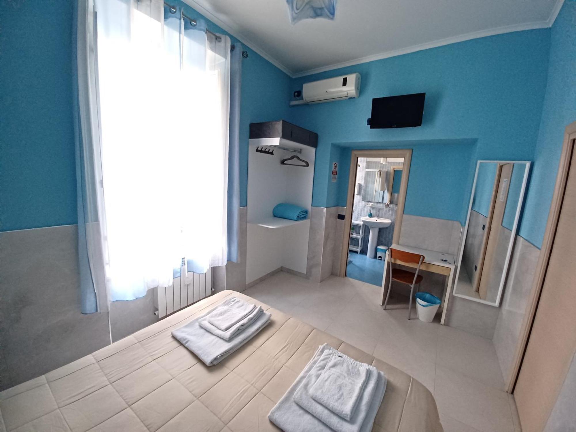 Quattro Palazzi Centro 3* Naples