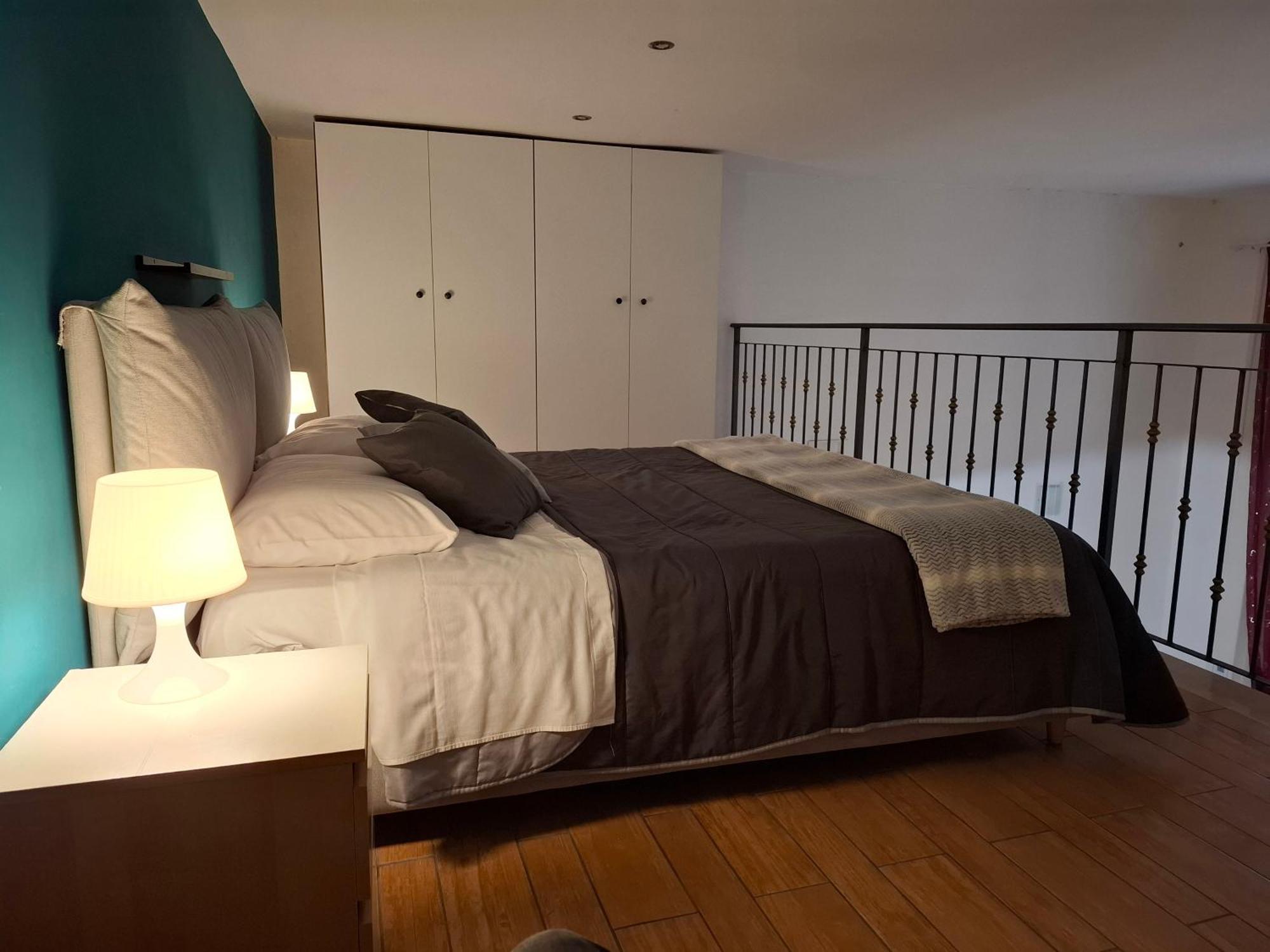 Apartment White Spagnoli Naples