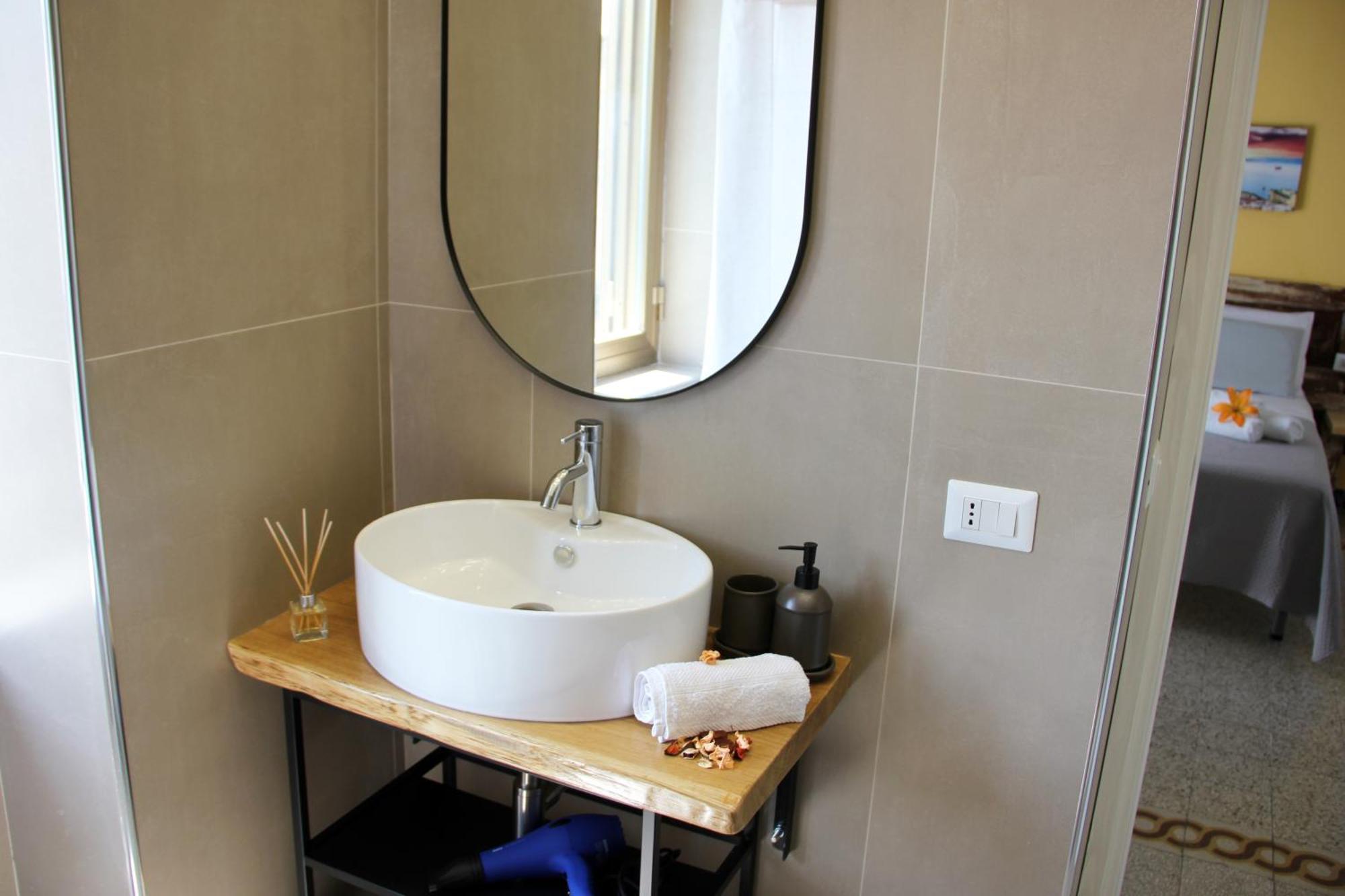 Le Guarattelle House Teresina Naples