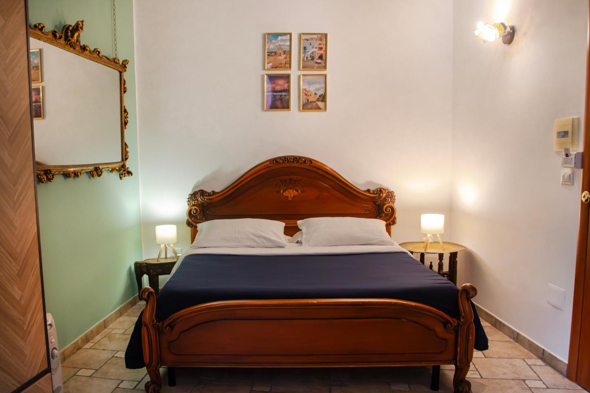 Bed & Breakfast Epoche' Naples