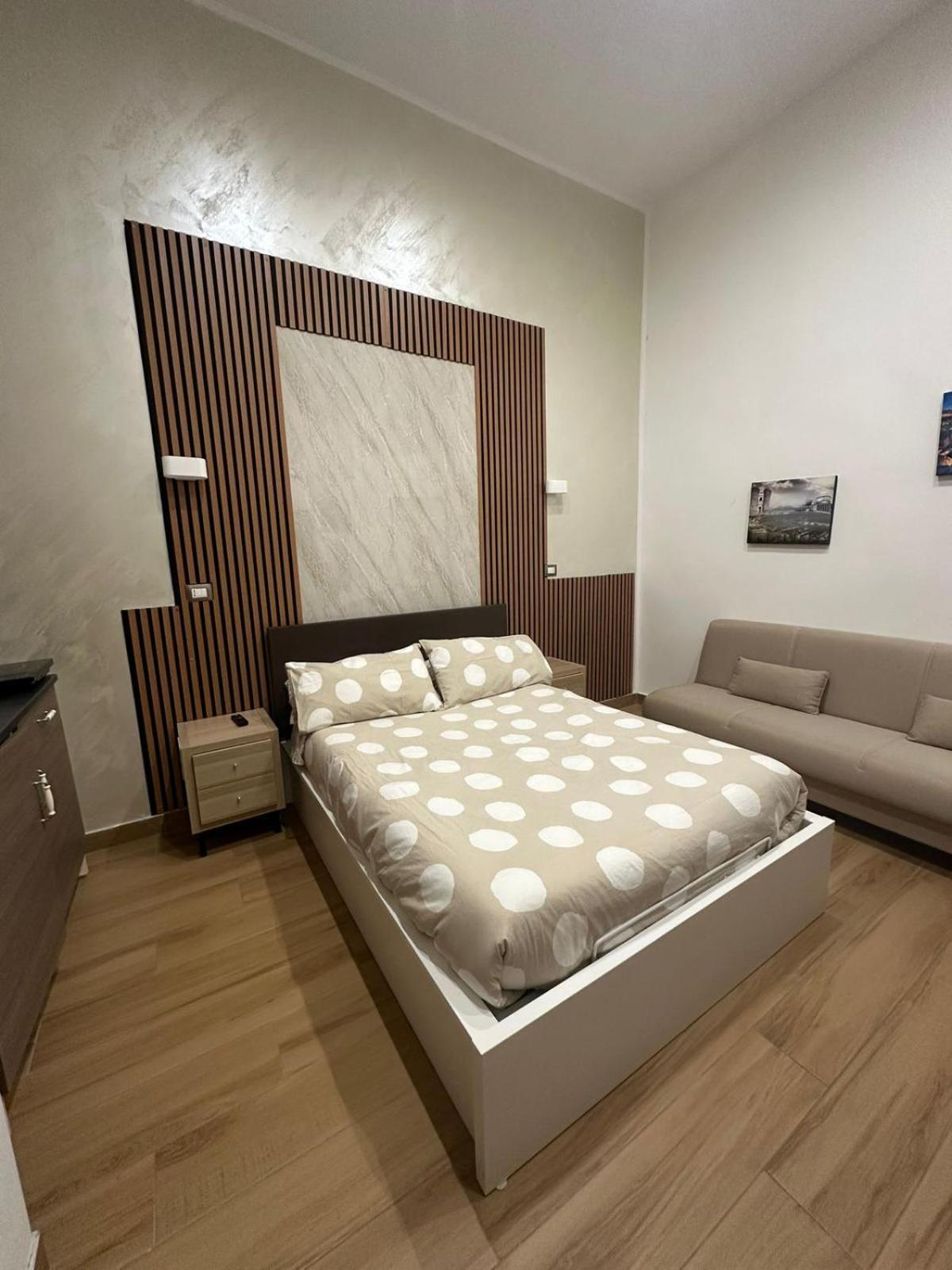 Toledohomenapoli Holiday home Naples