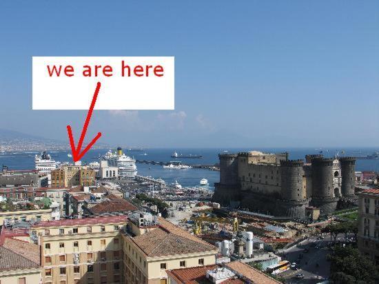 New Latt E Lett * Naples