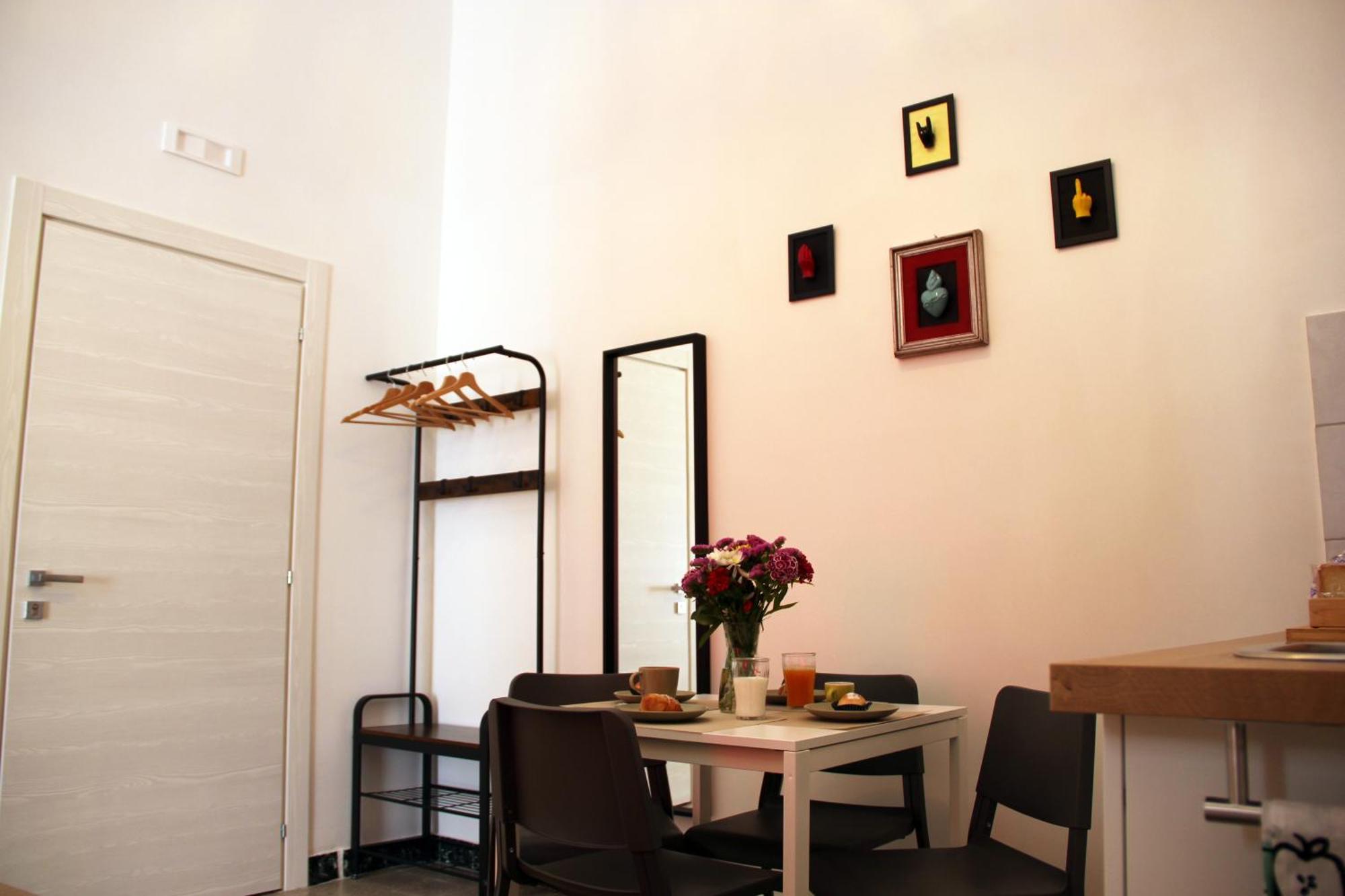 Le Guarattelle House Pulcinella * Naples