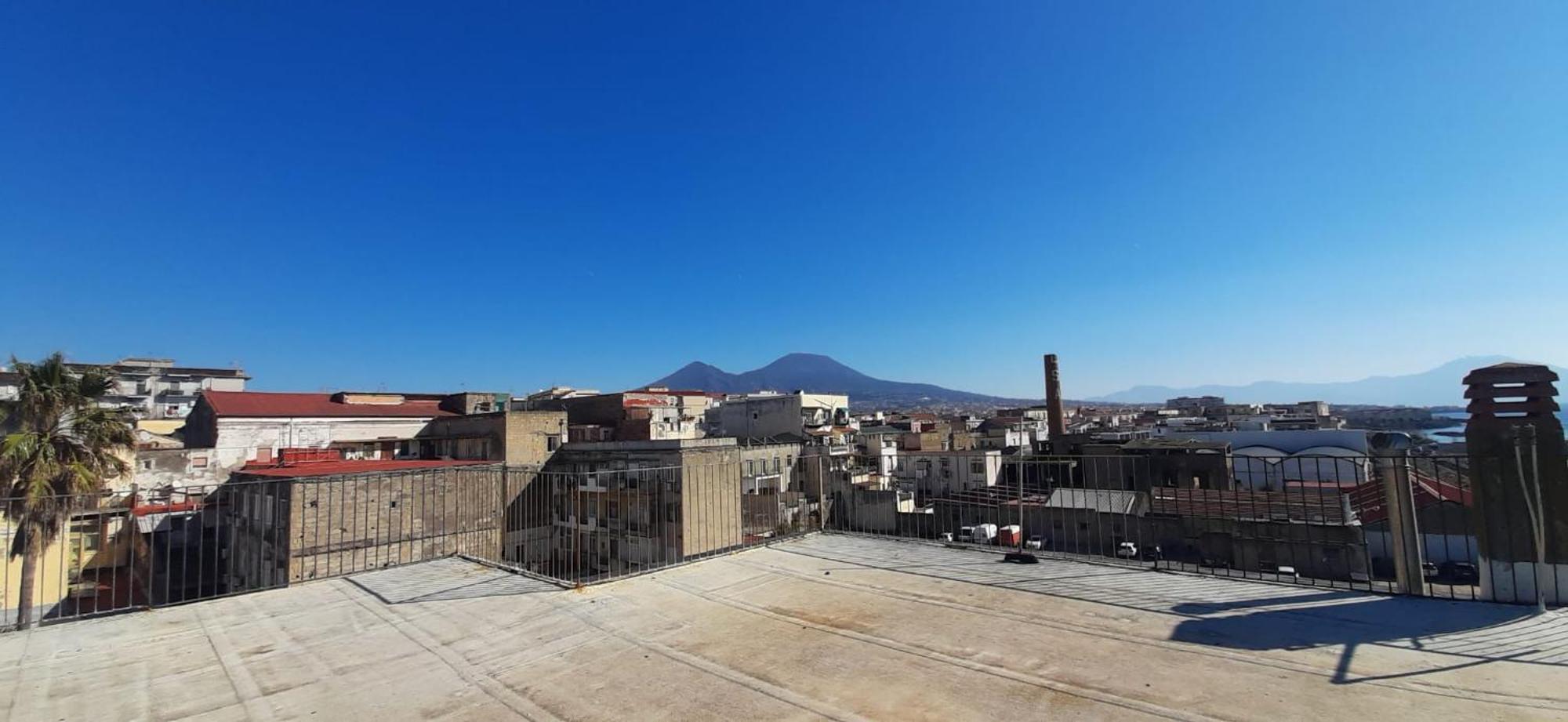 Pacis * Naples