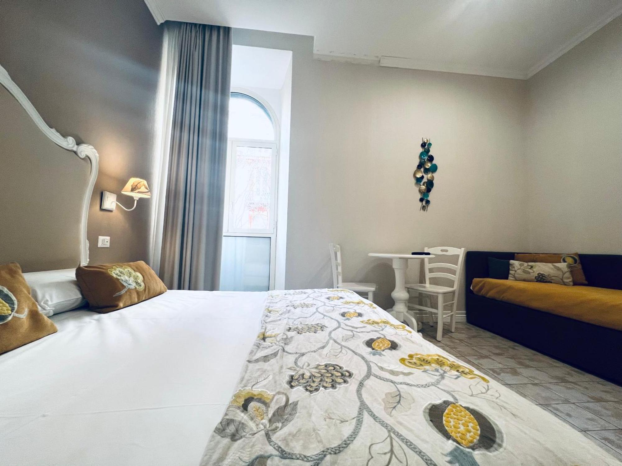 Certosa Bed & Breakfast Naples