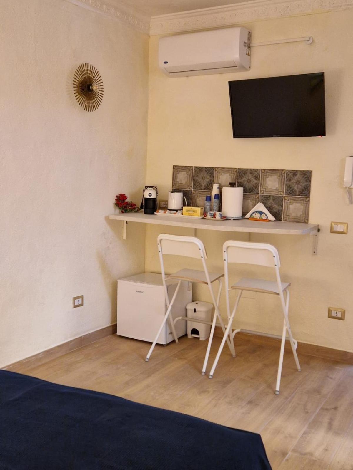 Bed & Breakfast Tipico Naples