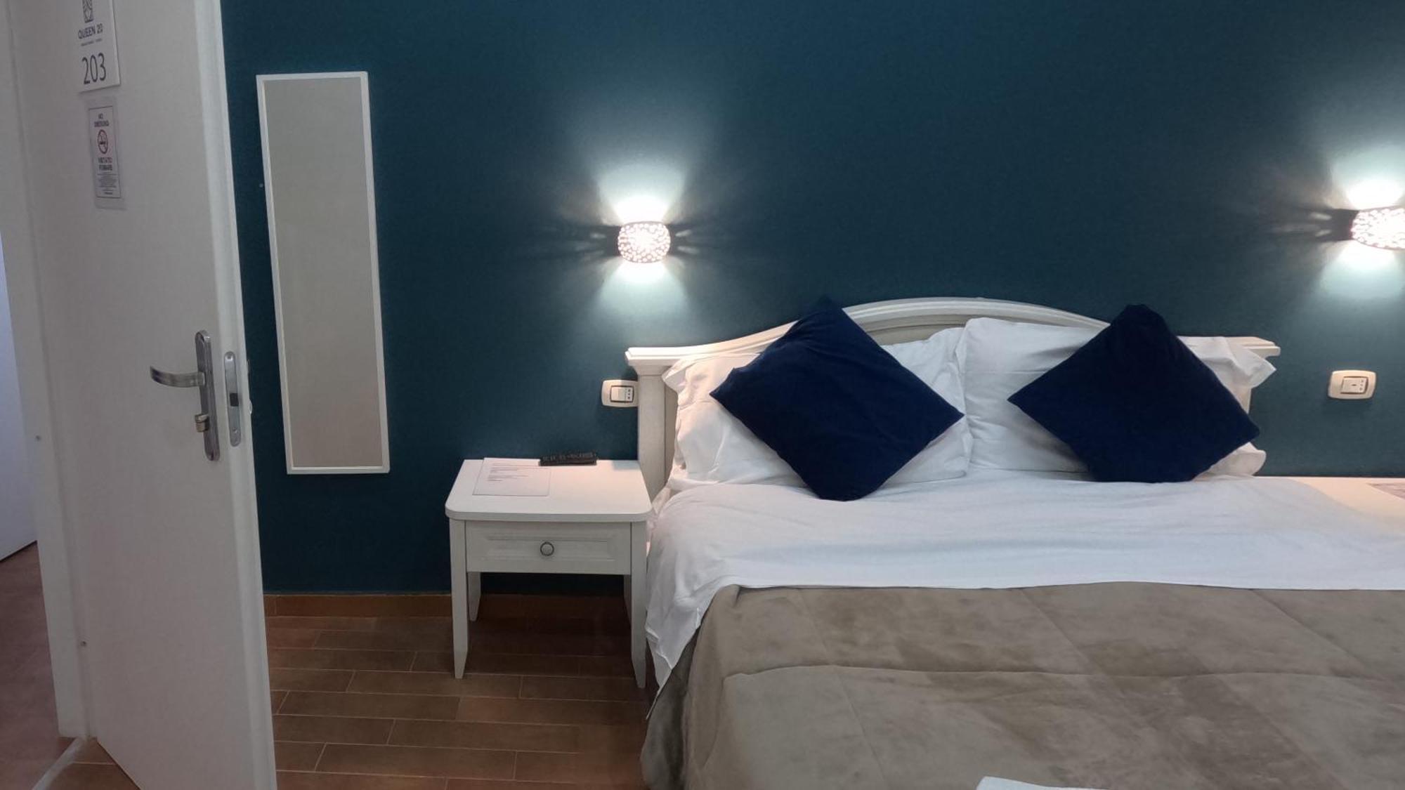 Queen 20 - Private Duomo Guest house