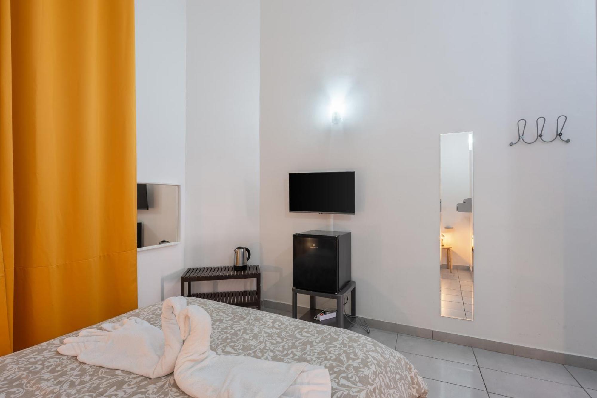 Nina Guest house