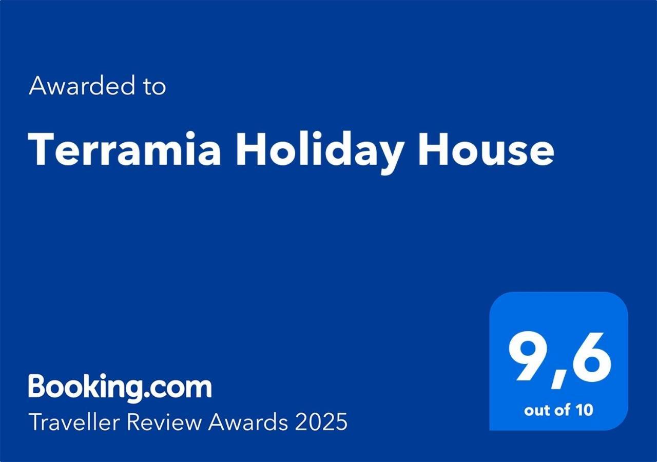 Terramia House Apartment *