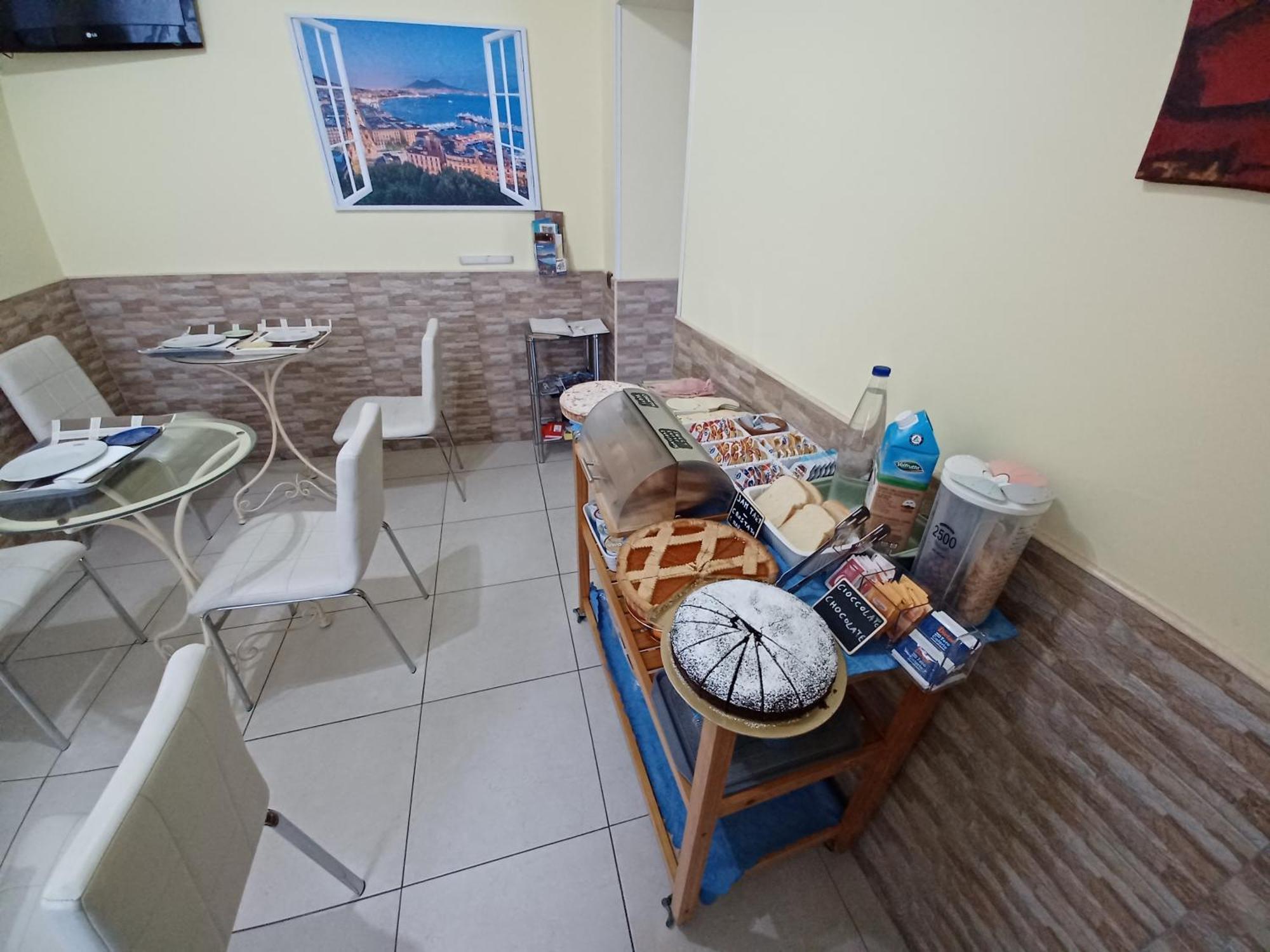 Bed & Breakfast Quattro Palazzi Centro Naples