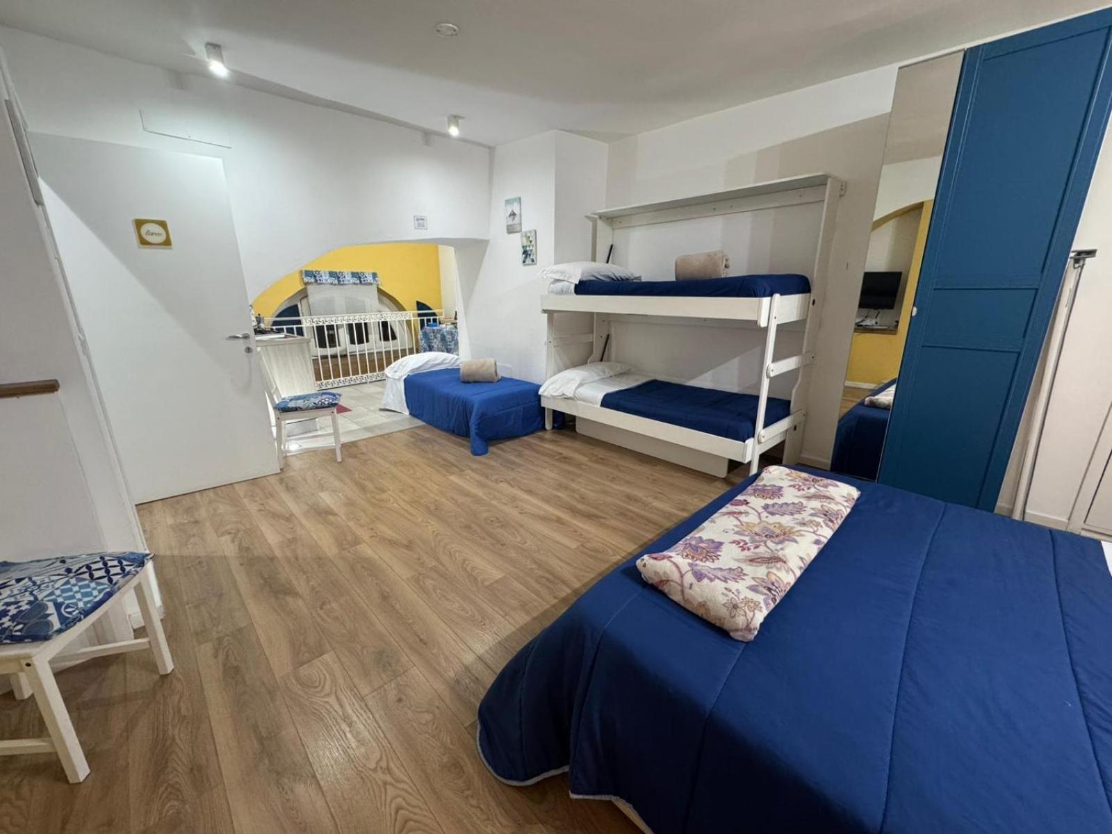 Holiday home Donna Mariella *