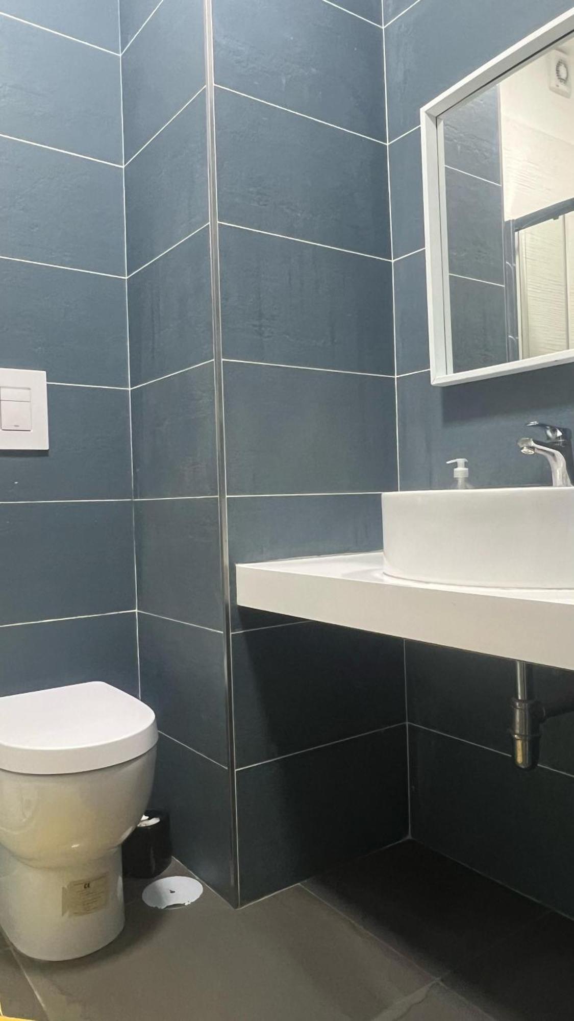 Floor Rentrooms