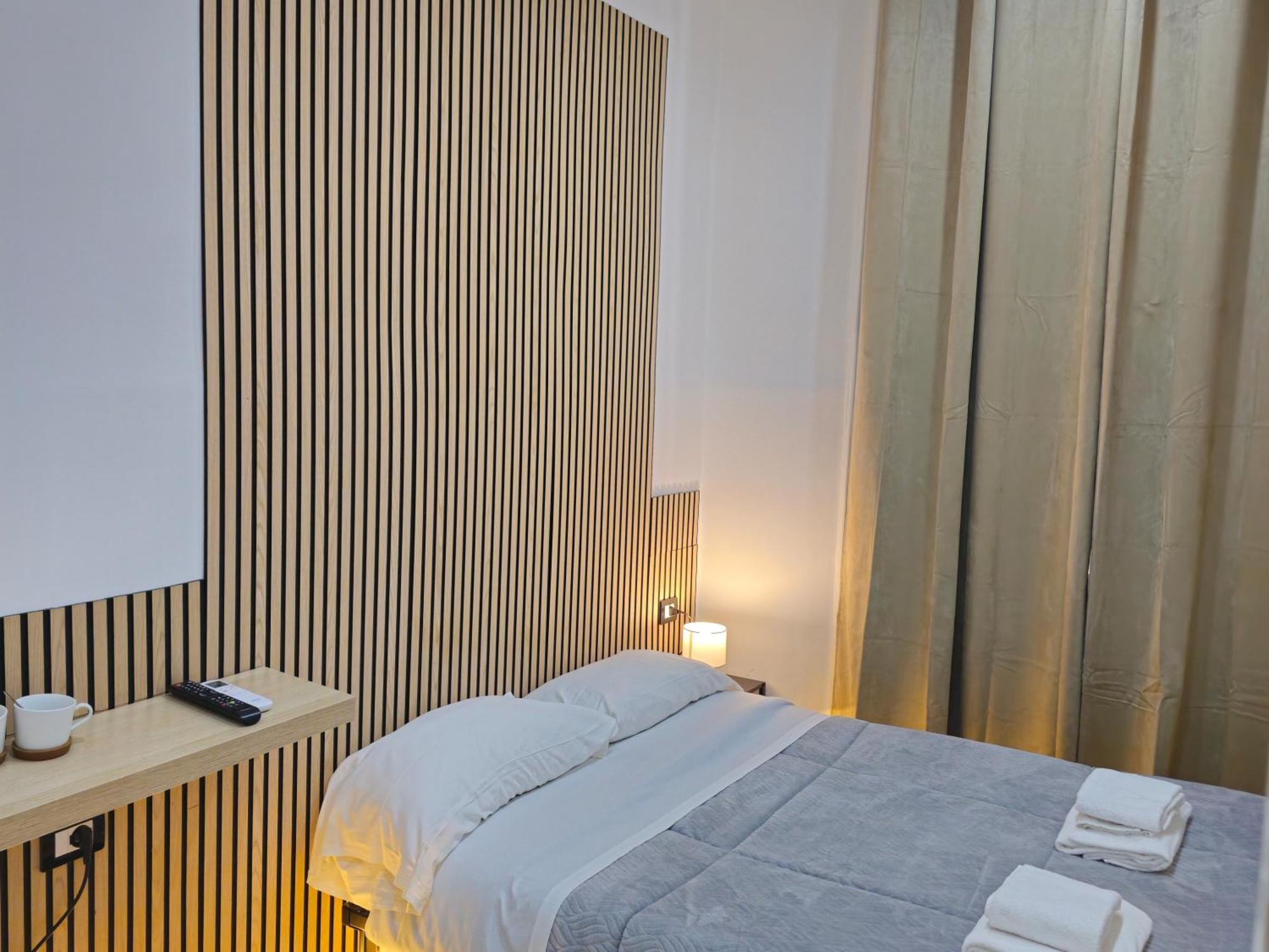 Guest house Room&jacuzzi Naples