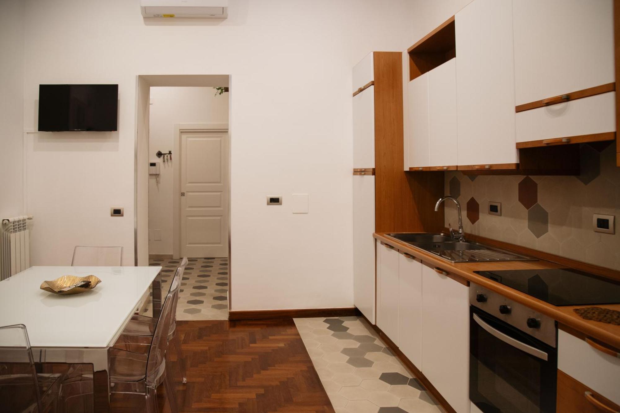 Apartment Hello Chiaia By Progecta Srl Naples