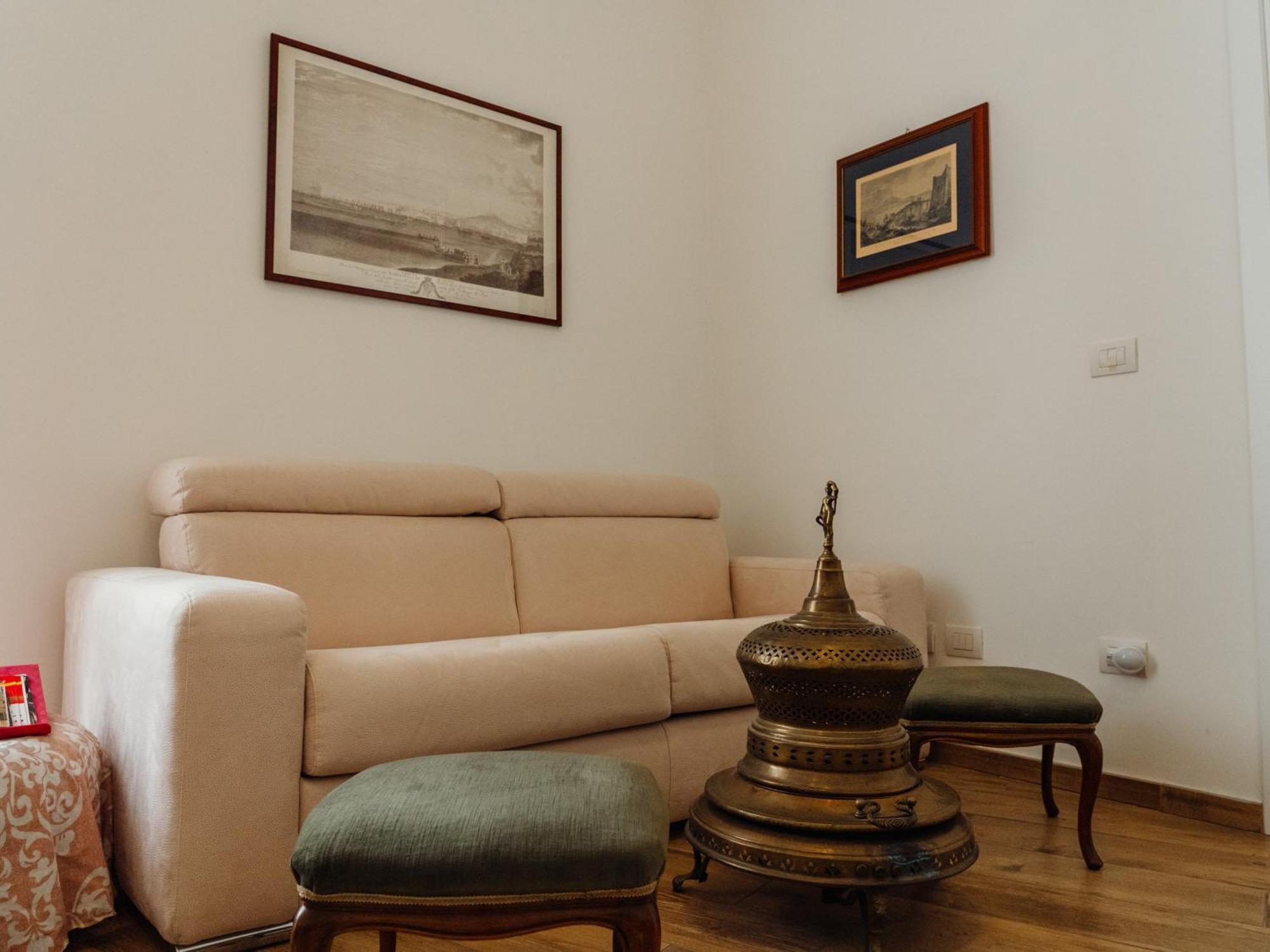 Bed & Breakfast Lo Specchio Dei Papiri *