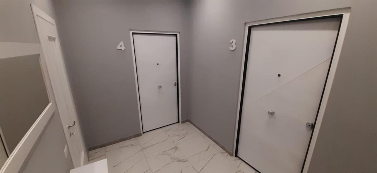 Carelli 9 3 Apartment Naples