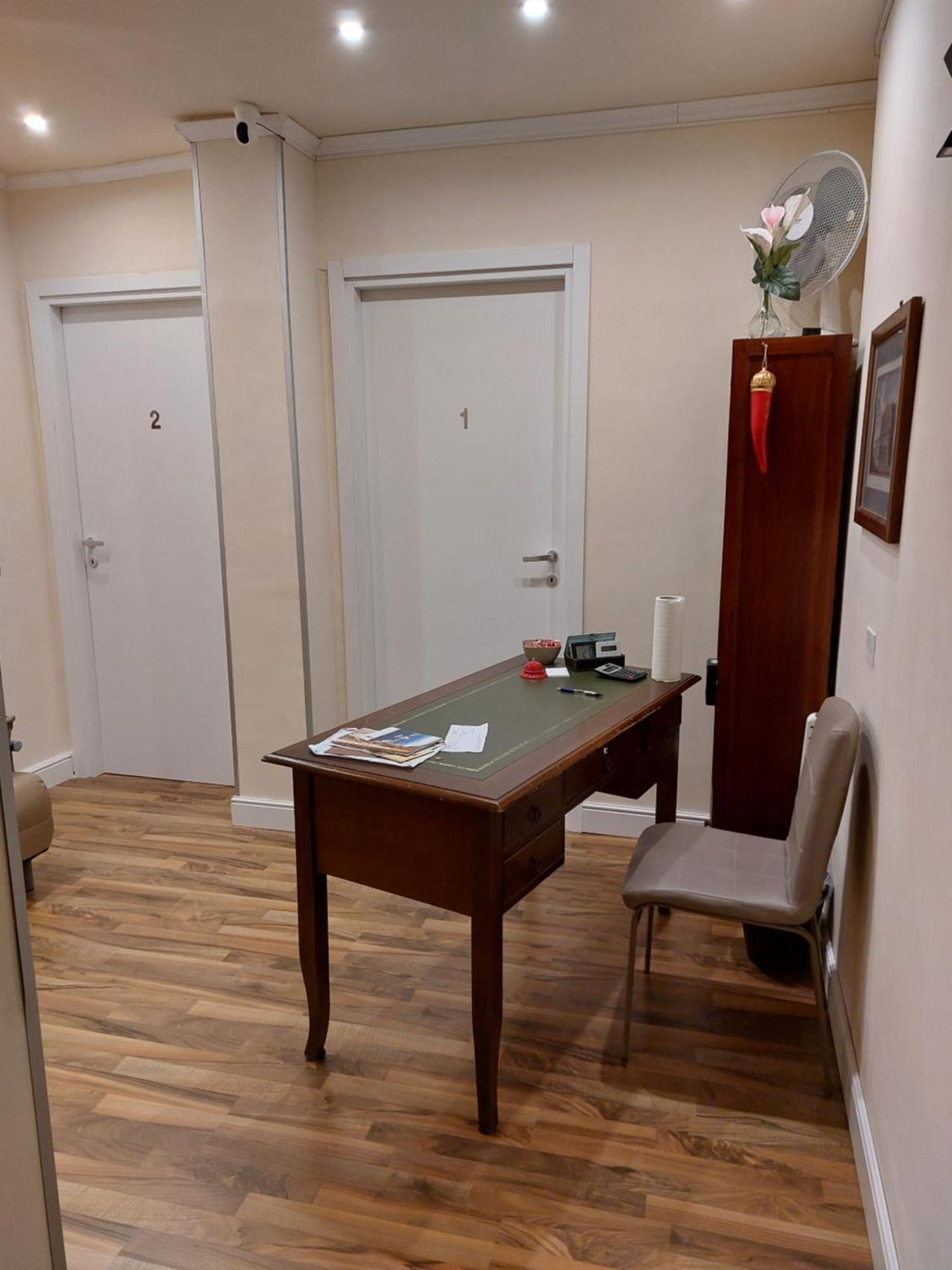 Domus Schipa Bed & Breakfast Naples