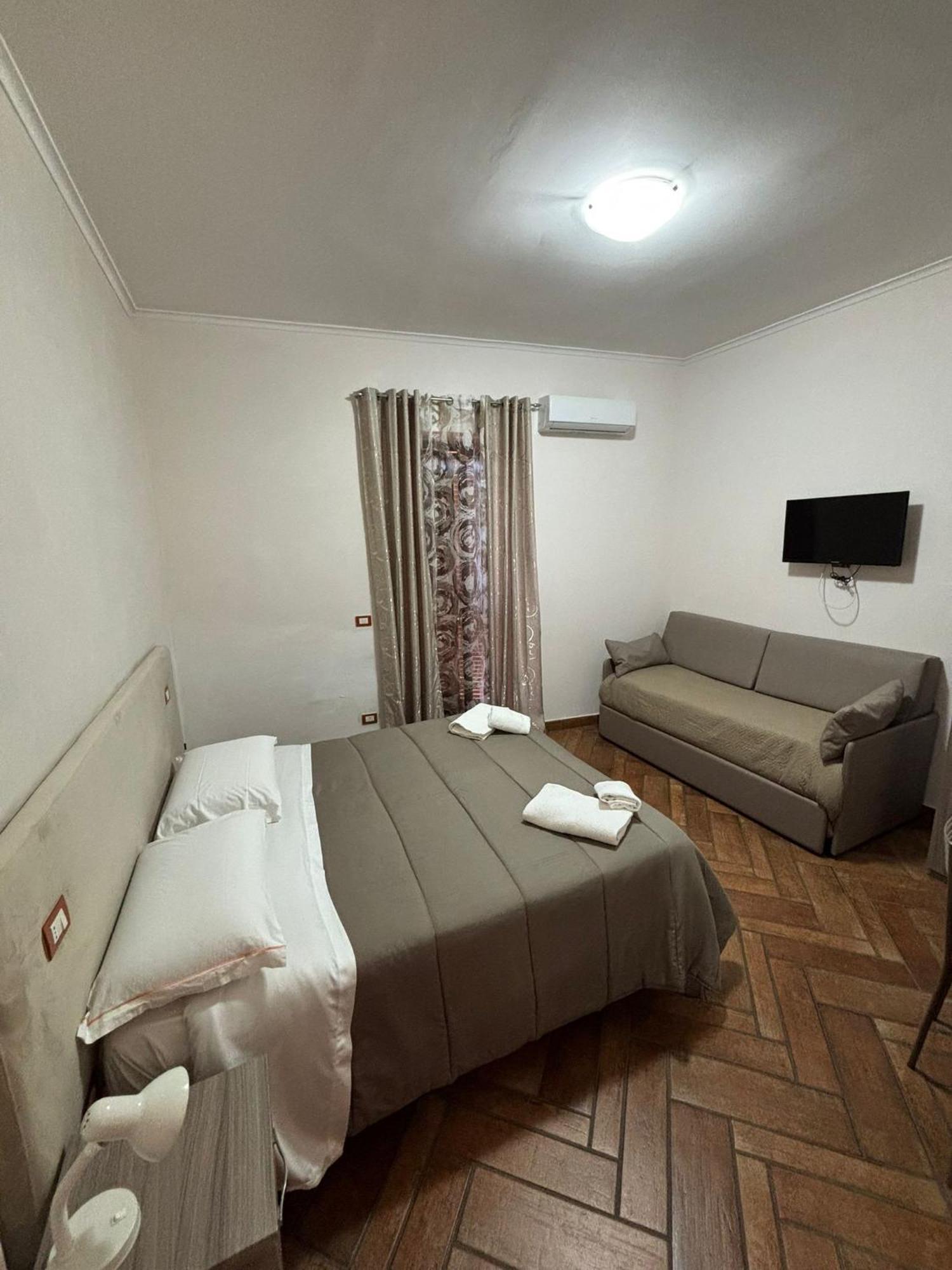 Guest house To Fly 2*