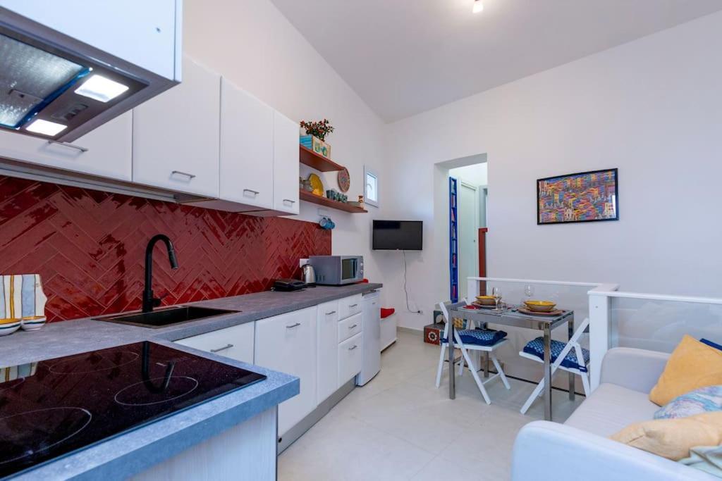 The Roof Of By Ldv Homes * Naples