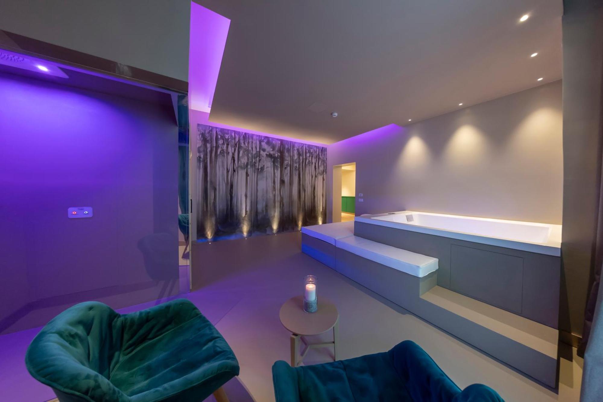 Smart Hotel 4*