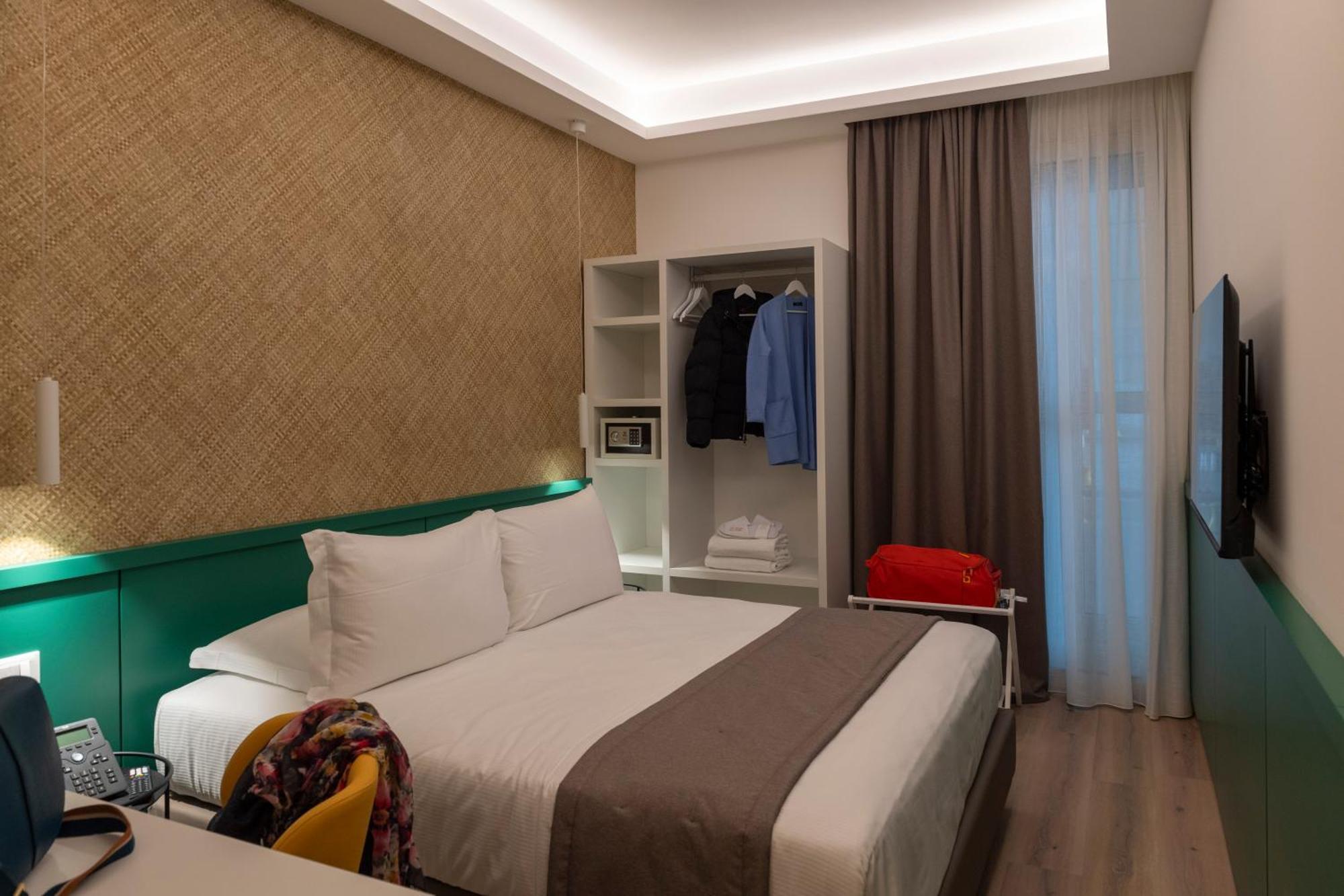 Hotel Smart 4*