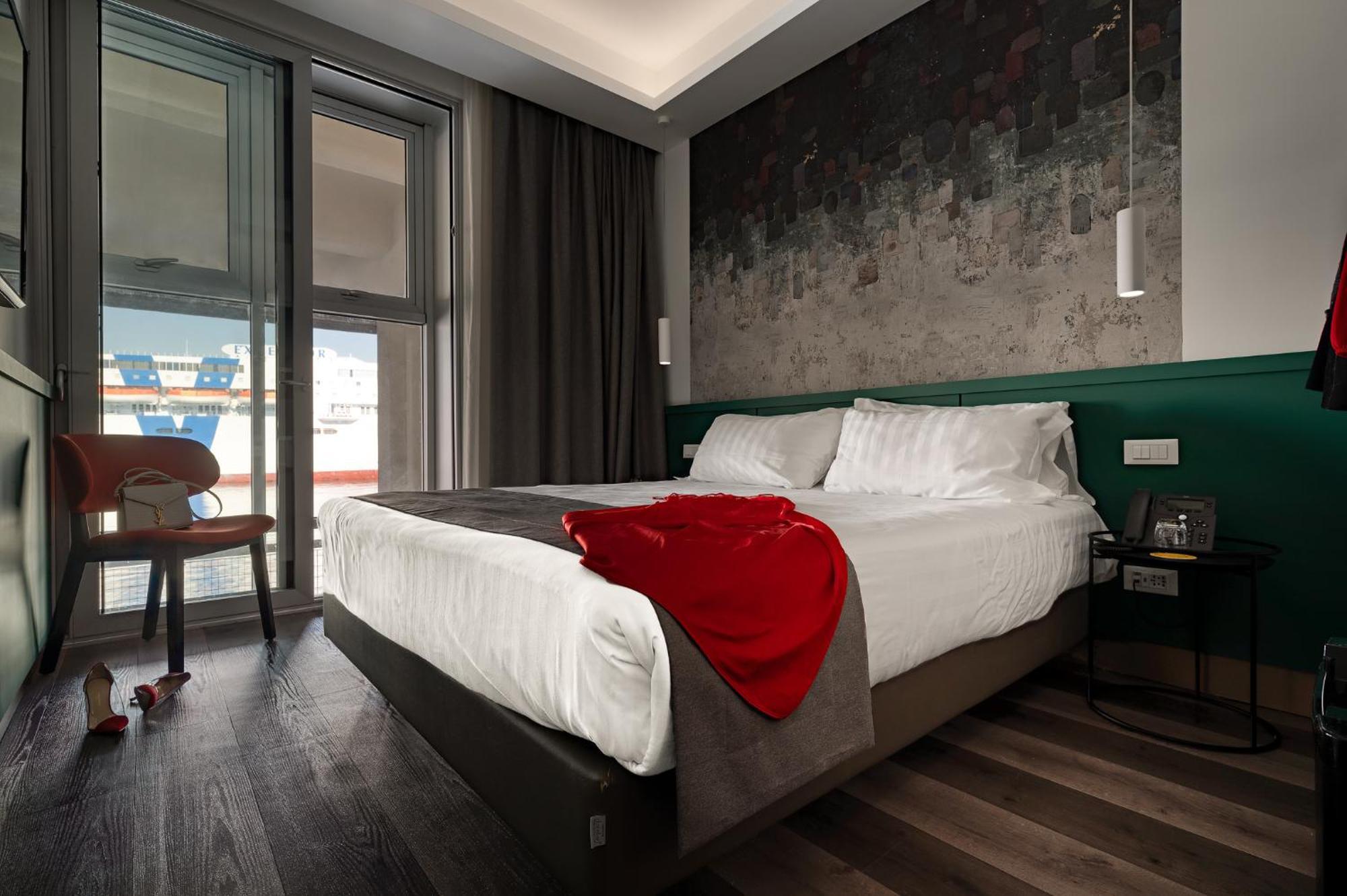 Smart Hotel