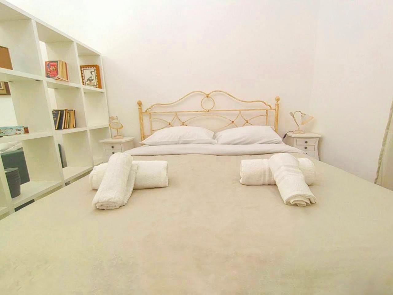 Apartment Napulitandream Santachiara Flat Naples