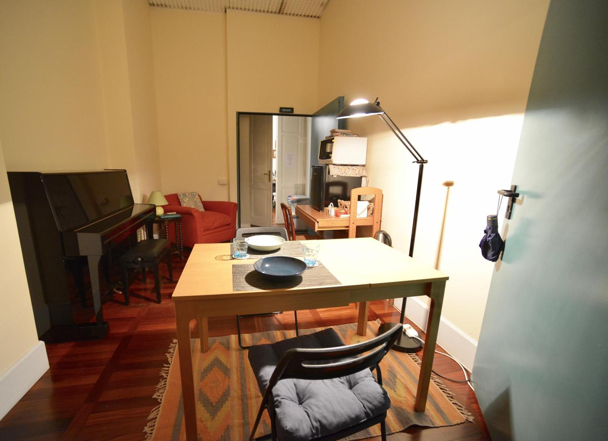 2 Con Pianoforte Homestay