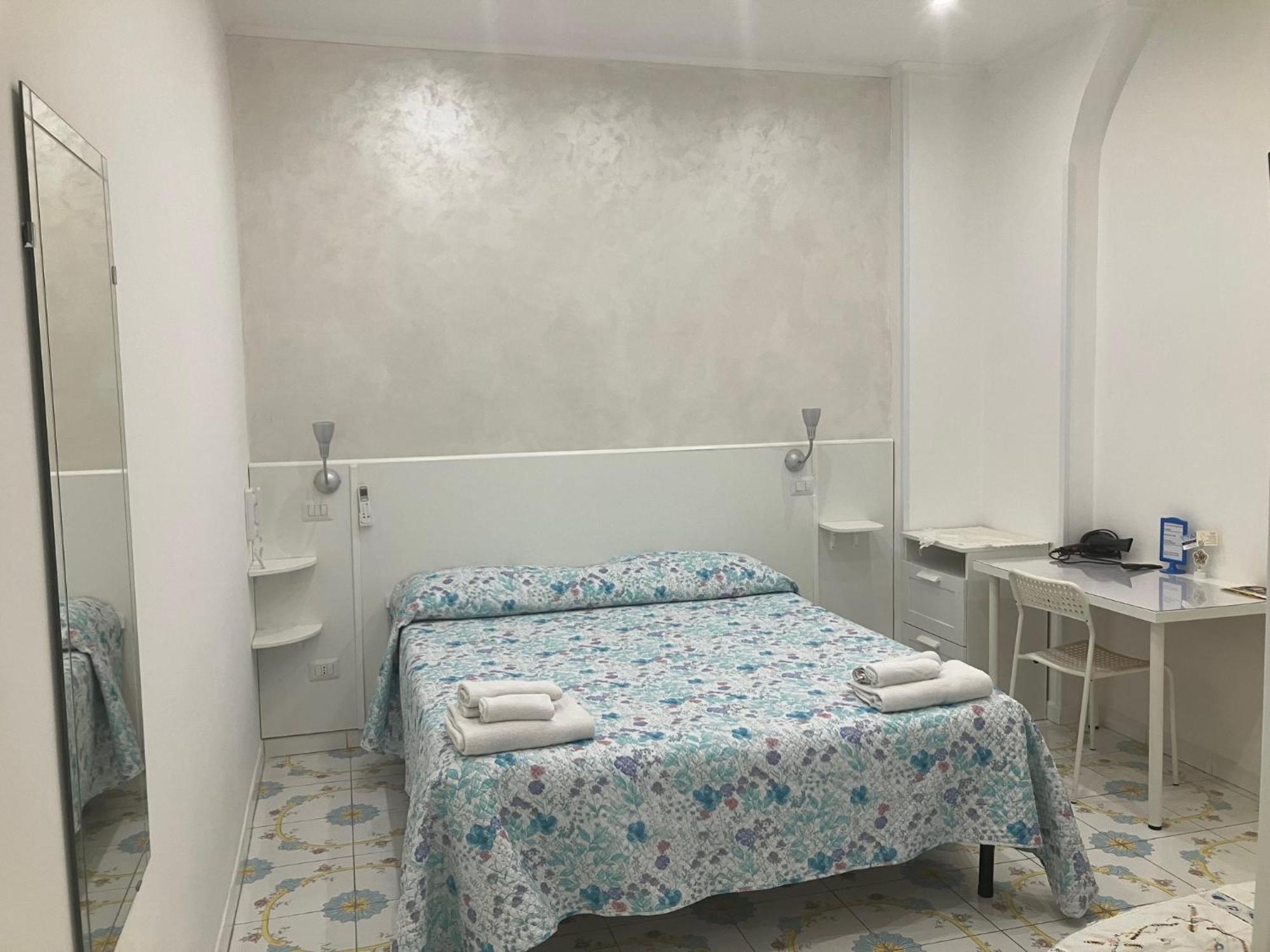 Oasi Naples